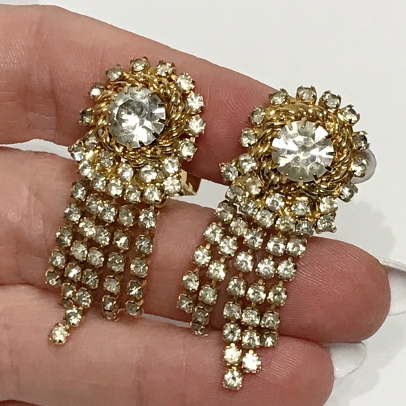 Vintage Best in Show Blue Ribbon Clear Rhinestone Chandelier Clip On Earrings - Picture 2 of 15